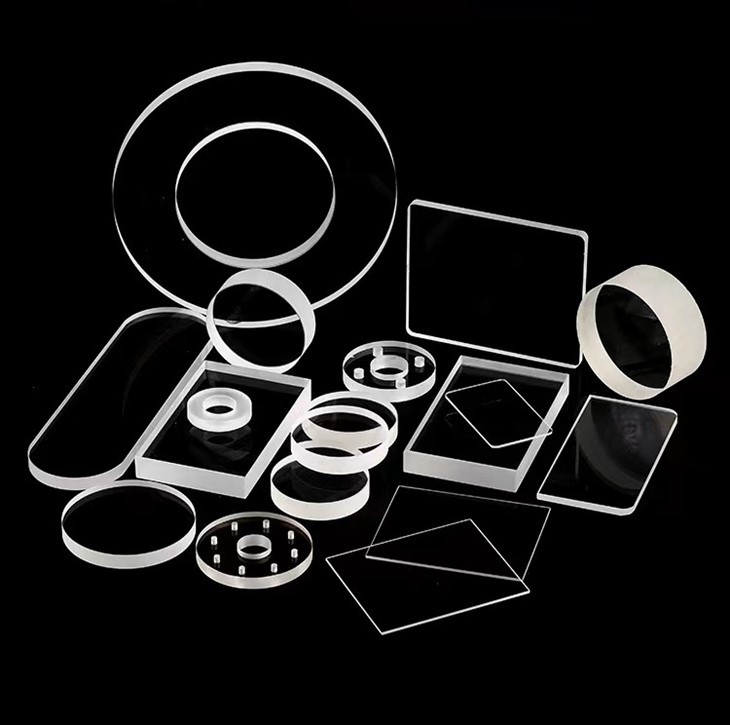 Yuqori o'tkazuvchanlikka ega eritilgan kvarts shishasi